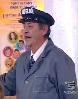 Mario Capogna - Bidello Maurizio Costanzo Show