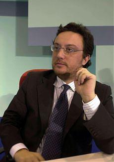 PARTE DOMANI IL NUOVO TG2 DI MARIO ORFEO: CAMBIANO LA SIGLA, LO STUDIO E SARA’ SEMPRE PIU’ INTERATTIVO