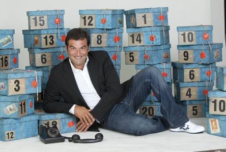 AFFARI TUOI, SPECIALE PER DUE LA LOTTERIA: QUESTA SERA L’ESTRAZIONE FINALE. IL CONCORSO E’ STATO UN FLOP, COLPA DI MAX GIUSTI?