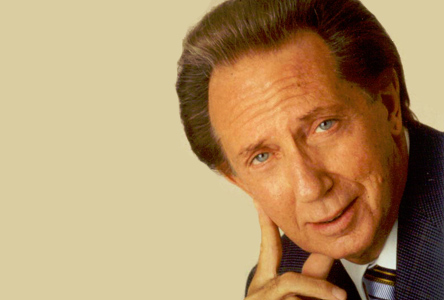 SI E’ SPENTA LA TELEVISIONE: MIKE BONGIORNO CI HA INSEGNATO L’ALLEGRIA. ECCO LA SUA BIOGRAFIA