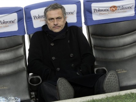 ASCOLTI TV DI MERCOLEDI 3 FEBBRAIO 2010: L’INTER VINCE E RAIUNO VOLA A 6 MILIONI CON LA COPPA ITALIA. BOOM PER LE IENE, PICCOLO SHARE (8%) PER IL PIU GRANDE