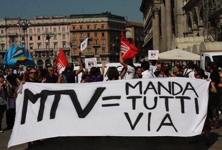 LA CRISI DI MTV: QUANDO IL BILANCIO INCIDE SUL PALINSESTO E SUL NUMERO DEI DIPENDENTI. CHE SCIOPERANO (ECCO UN VIDEO)