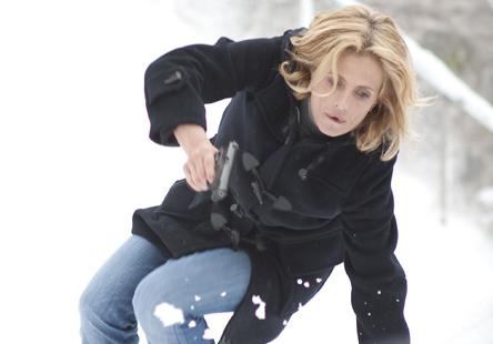 ASCOLTI TV DI MARTEDI 5 GENNAIO 2010: NEL BIANCO CON UN MISERO 16% VINCE LA SERATA. SUPERQUARK CHIUDE AL 13.6%, IL CIRCO DI RAIDUE VOLA AL 13%