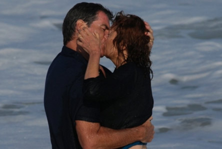 ASCOLTI TV DI MERCOLEDI 26 AGOSTO 2009: PRIME TIME A CANALE5. “GLI OSTACOLI DEL CUORE” VINCE IN SHARE, L’INCONTRO DI CHAMPIONS LEAGUE FIORENTINA – SPORTING E’ PIU’ VISTO. IN PRESERALE SARABANDA UMILIATA DA PUPO