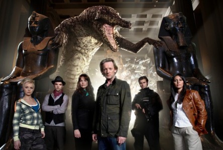 PRIMEVAL: DINOSAURI E MISTERIOSE CREATURE NELL’ESTATE DI RAIDUE