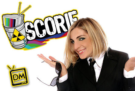 SCORIE: L’ANTIPATICA IRONIA DI ELENA DI CIOCCIO PER FAR DIMENTICARE NICOLA SAVINO