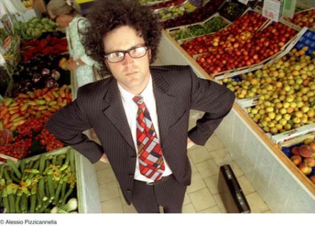 FESTIVAL DI SANREMO 2010: “MENO MALE” CHE C’E’ CARLA BRUNI, UN PO’ MENO CHE CI SIA CRISTICCHI