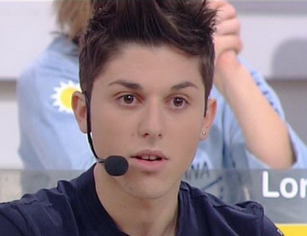 AMICI 9: ARRIVANO LE CANZONI DEL TERZO SERALE. STEFANINO RICORDA A TUTTI LA SUA ESISTENZA