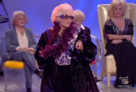 UOMINI E DONNE: I NUOVI ‘AMICI’ OVER DI MARIA RIDANNO FIATO AL PROGRAMMA