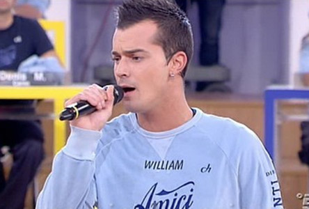 AMICI: WILLIAM RIMANE NELLA SCUOLA, E ADESSO TOCCA A MICHELE E DAVIDE. UN NUOVO MECCANISMO PORTA I RAGAZZI IN SFIDA…