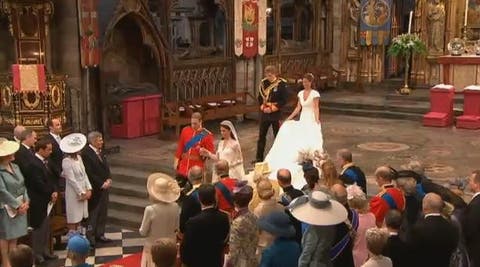 Royal Wedding - William e Kate all'uscita da Westminster Abbey 2