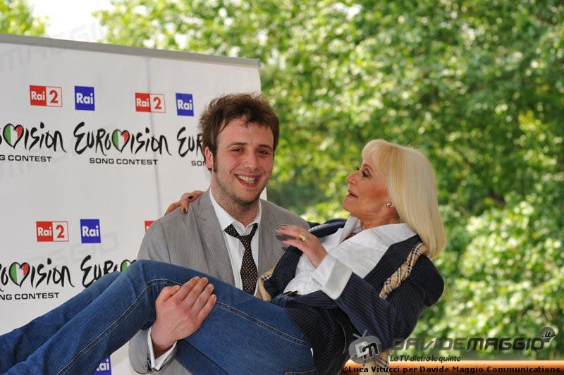 Eurovision Song Contest 2011: Raphael Gualazzi e Raffaella Carrà 4