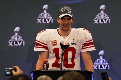 Super Bowl 2012 Eli Manning (6)