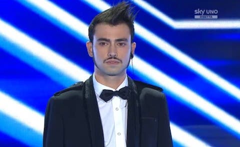X Factor 7 Live - Lorenzo