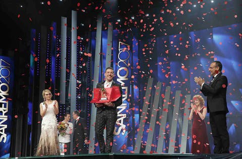 Francesco Gabbani vince il Festival di Sanremo 2017 - Occidentali's Karma