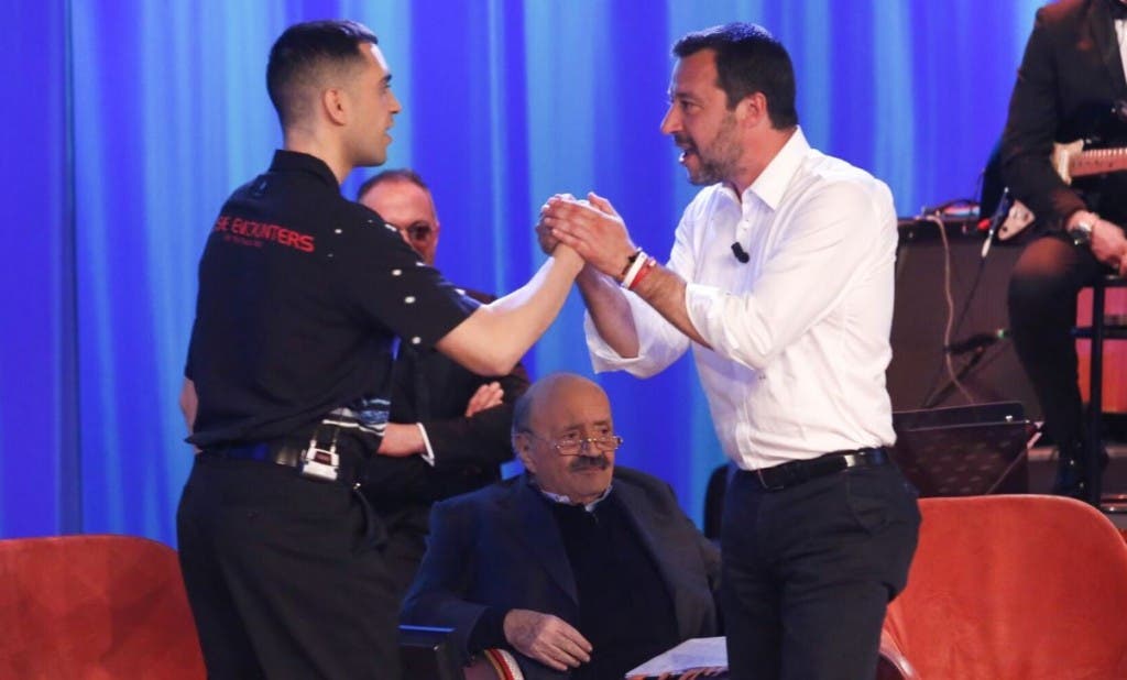 Matteo Salvini, Mahmood al Maurizio Costanzo Show