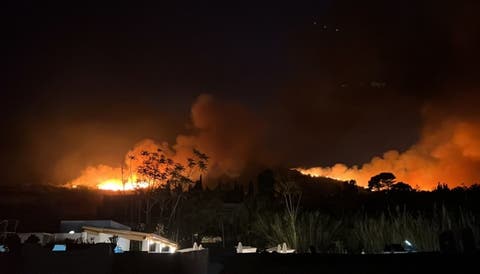 L'incendio a Stromboli (fonte Twitter, gabrieledepalma)