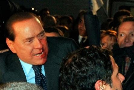 Silvio Berlusconi aggressione
